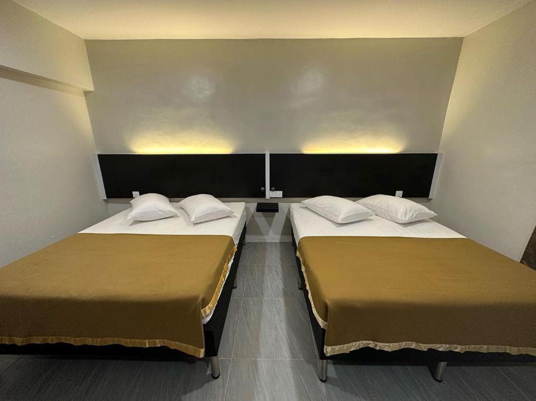 Hotel Nawar Pasir Mas Bagian luar foto